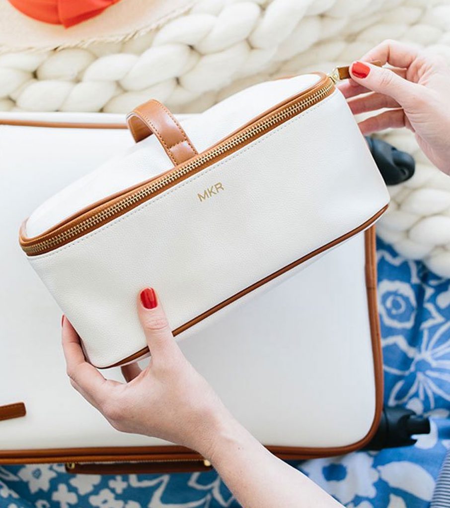 DIY beauty kit - 7 must-have accessories to rock the airport look