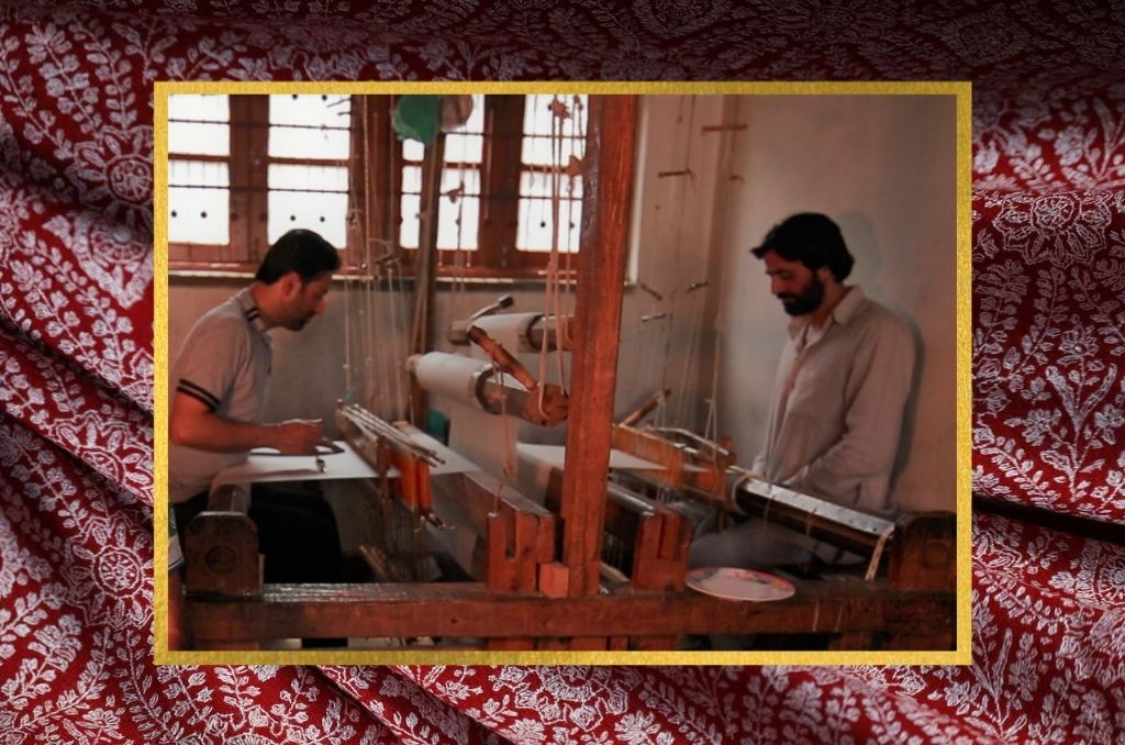 artisans weaving cashmere