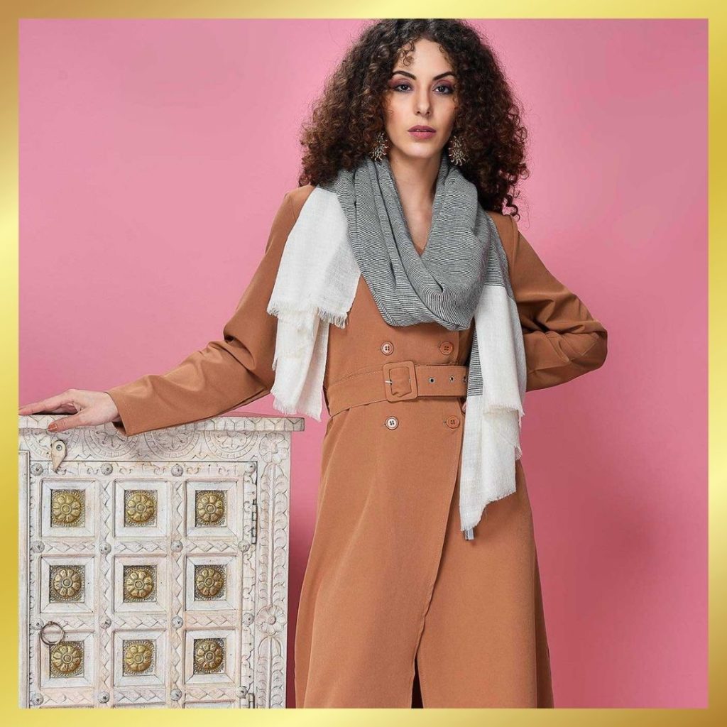 PATTERNED CASHMERE WRAP