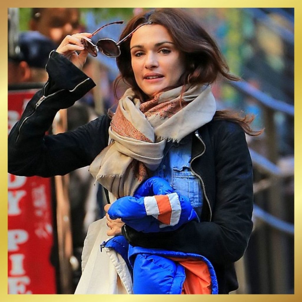 rachel weisz in pashmina