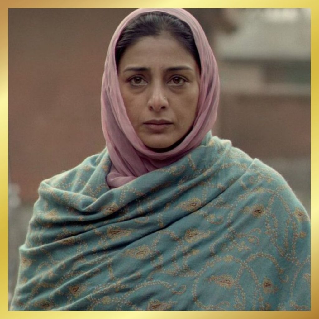 tabu wearing jaal pashmina