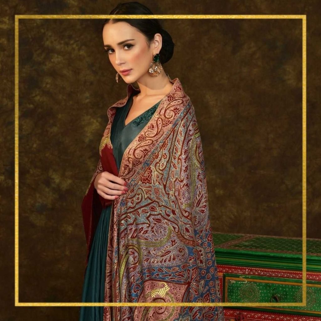 sozni pashmina shawl