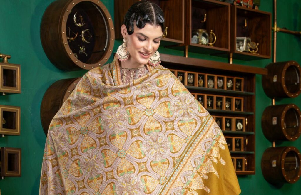 Pashmina shawl