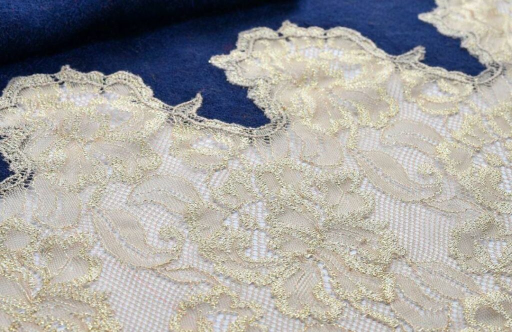 Making of Laced Pashmina