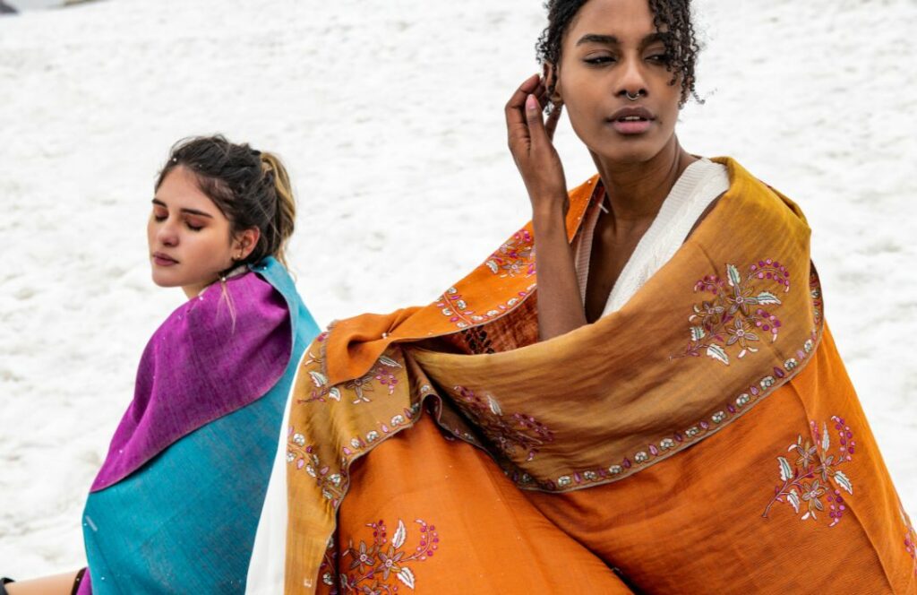 Pashmina shawl foe winters