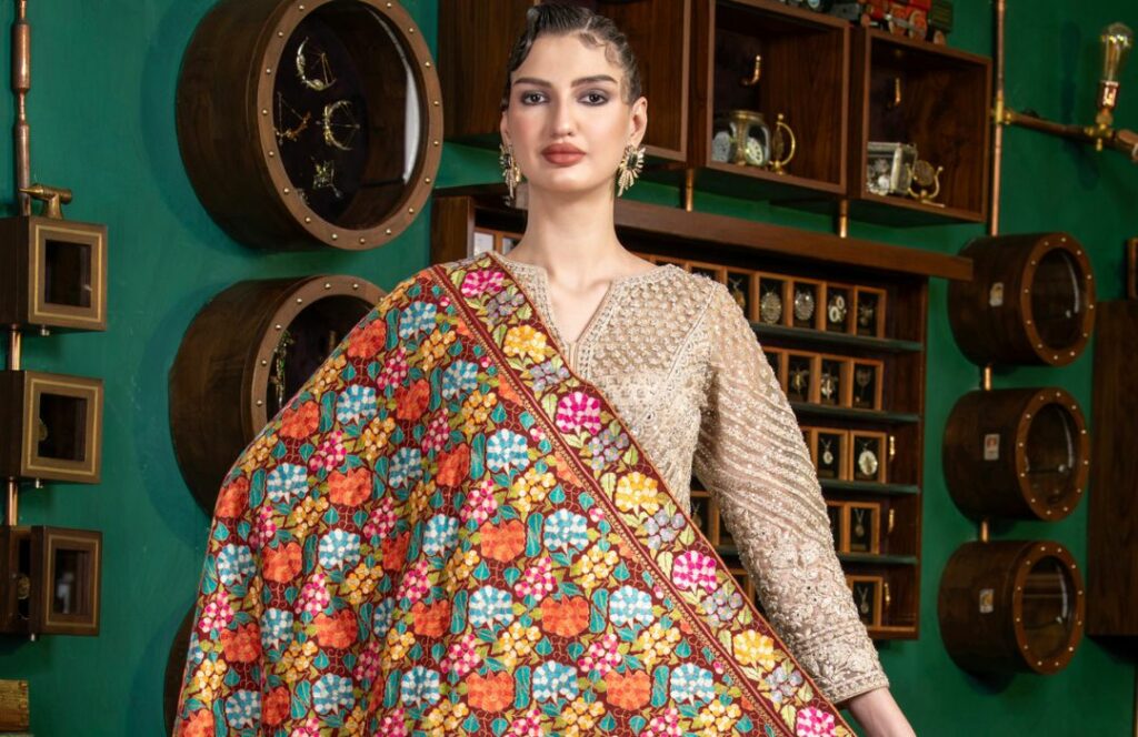 Papier mache Pashmina shawl