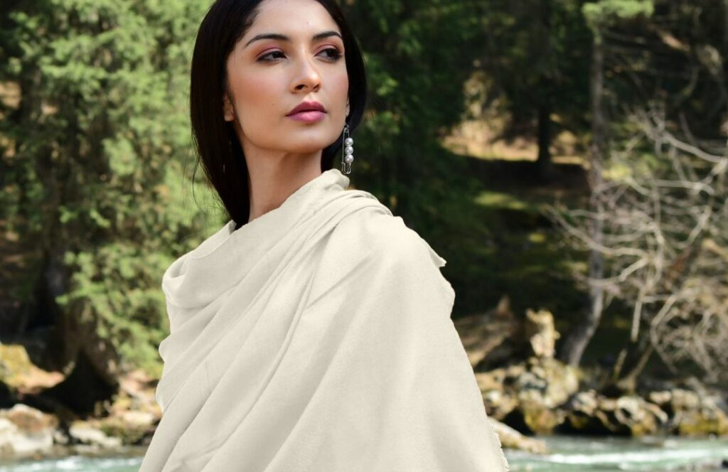 Ivory Pashmina Shawl