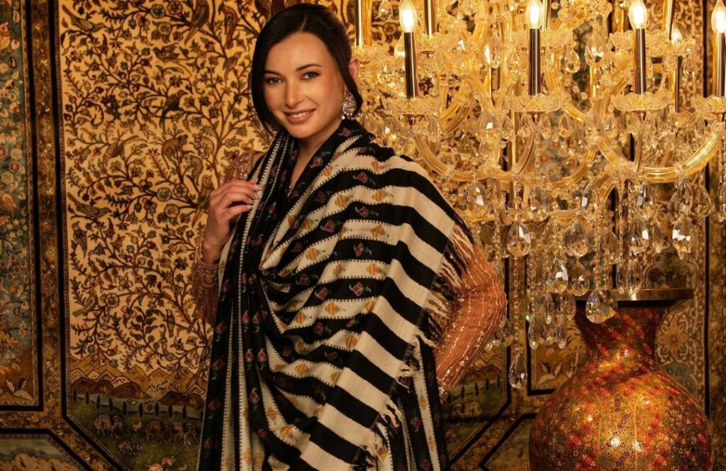 Kani Pashmina Shawl