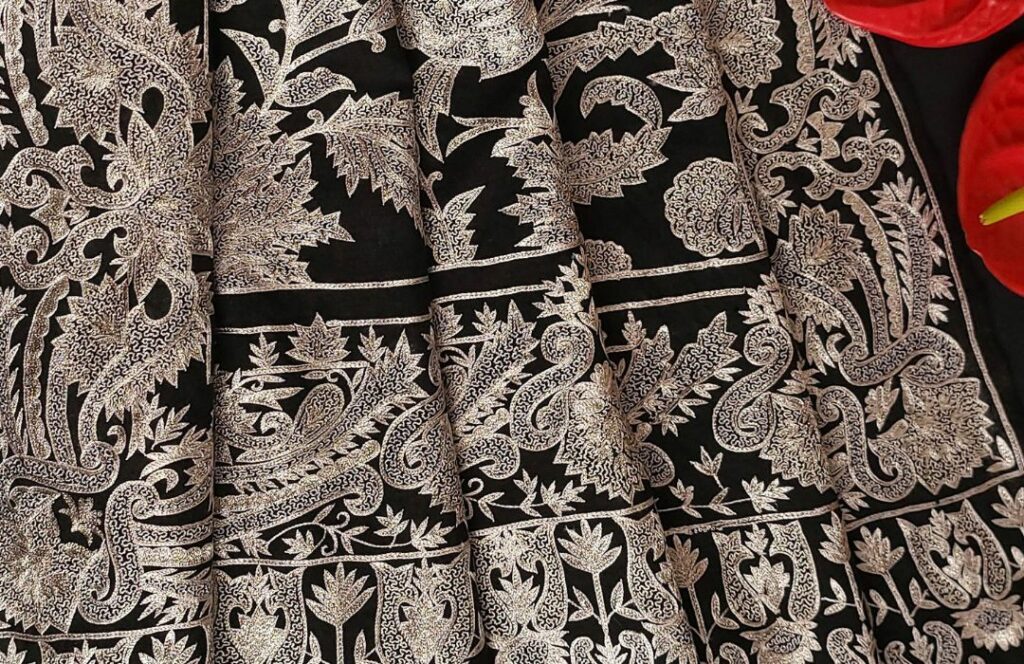 Zari Pashmina